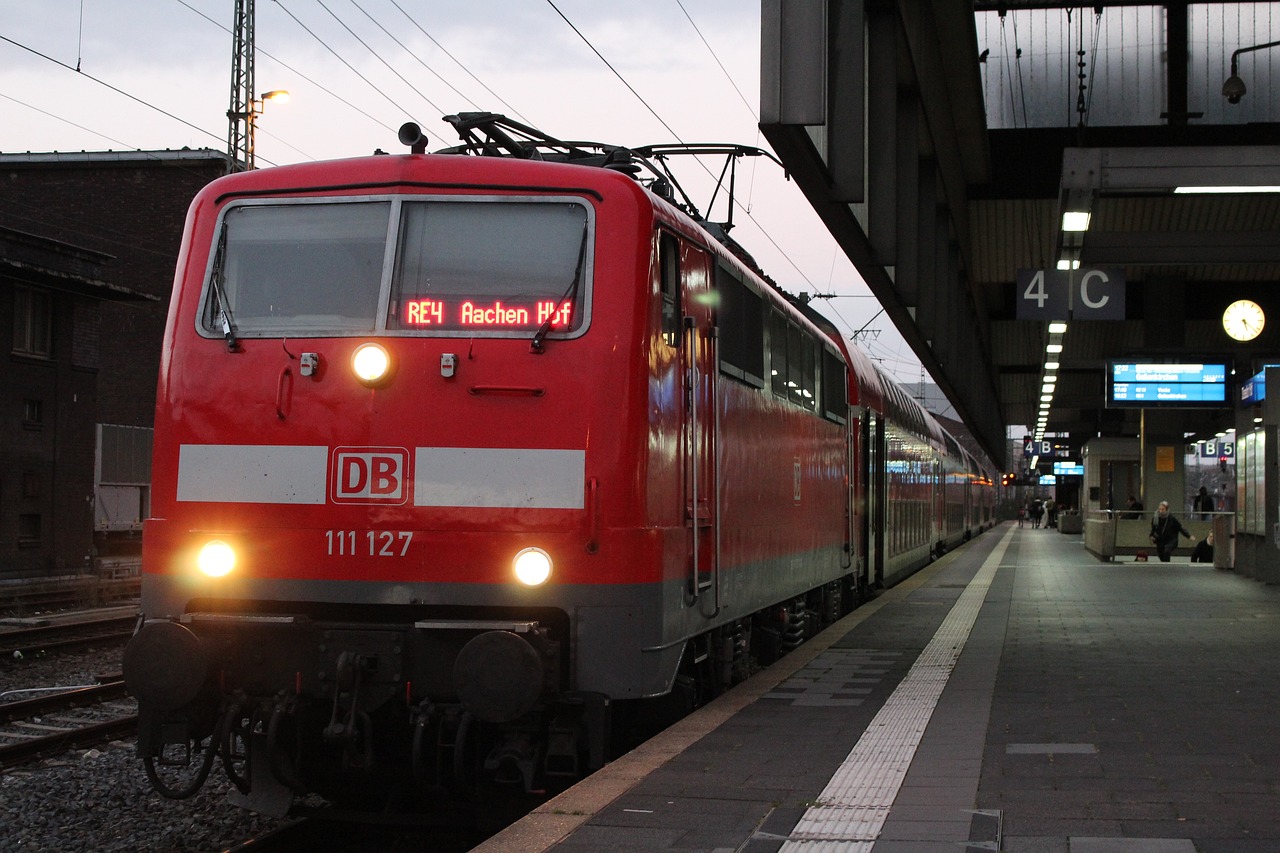 train, railroad, transport system-3210190.jpg